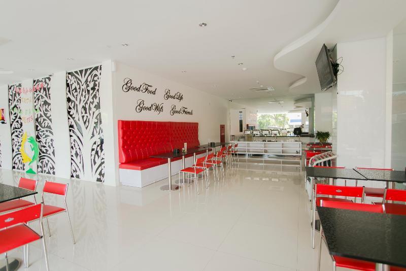 The Win Hotel Surabaya Exterior photo